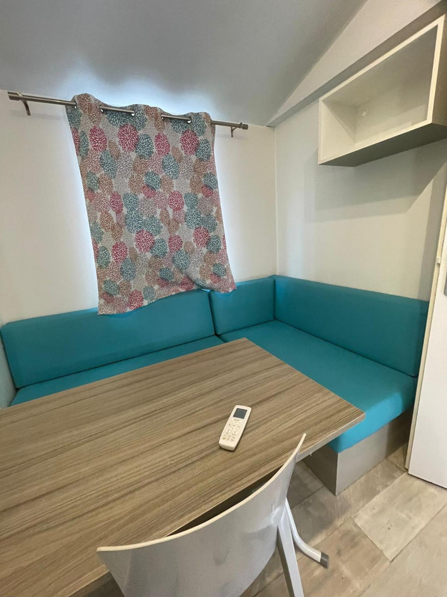 לוצוראי Happy Camp Mobile Homes In Camping Iscrixedda מראה חיצוני תמונה