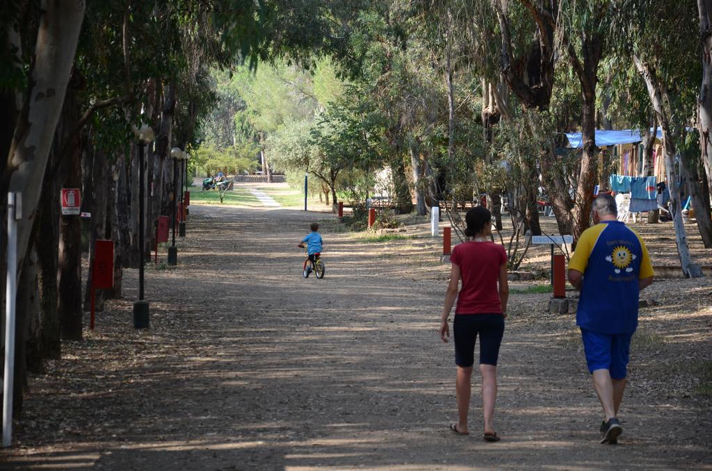 לוצוראי Happy Camp Mobile Homes In Camping Iscrixedda מראה חיצוני תמונה